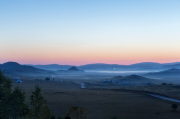叶片一能进行光合作用着部位是（　　）A．只有表皮细胞B．只有叶肉细胞C．只有保卫细胞D．所有含叶绿体的
